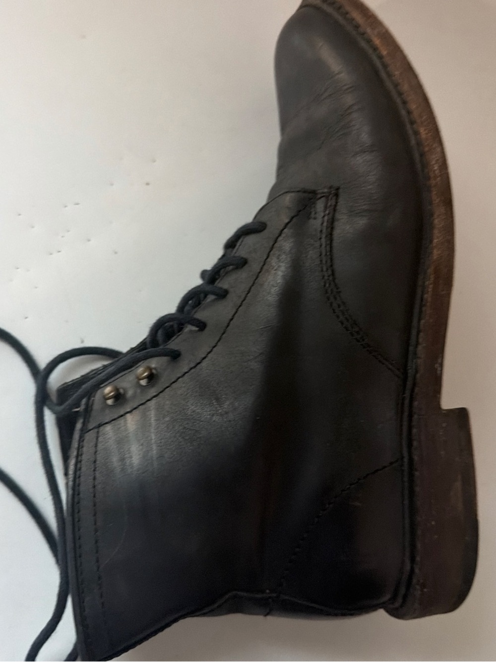 Frye James Lace Up Distressed Black Leather Boots size 6,5 Excellent Condition